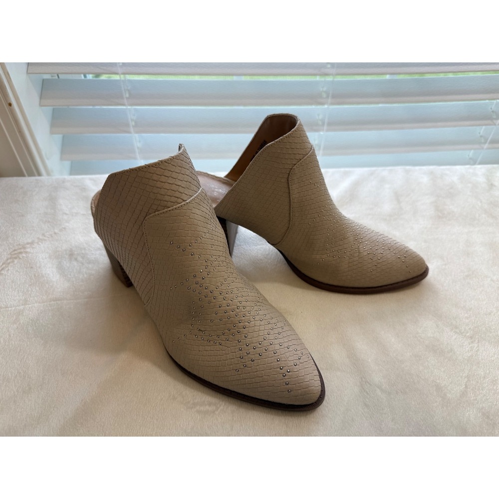 DV by Dolce Vita Tarran Booties Women's 10 Taupe Western Boho Studded